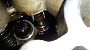 Replacing Valve Stem Seals Without Removing The Head – The Car Passion